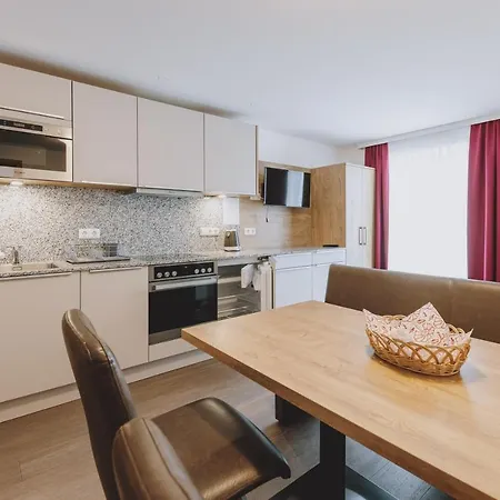 Appartements Sulzer By We Rent, Summercard Included Zell am See Exterior photo