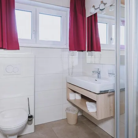 Appartements Sulzer By We Rent, Summercard Included Zell am See Exterior photo